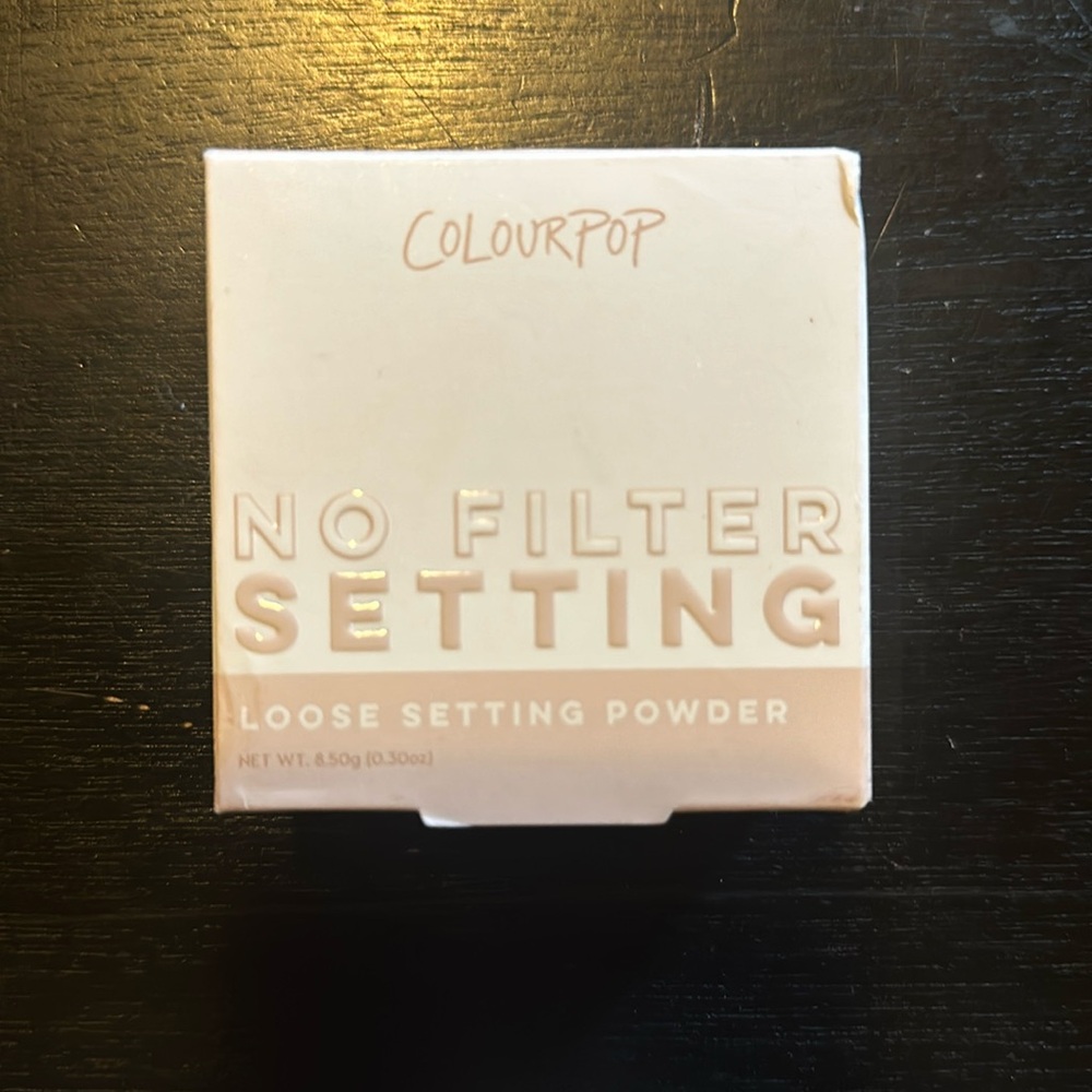 Colourpop translucent setting powder - Picture 2 of 3